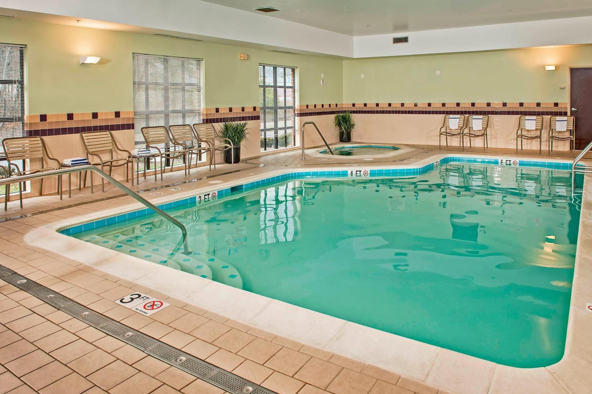 Springhill Frederick Hotel 3*